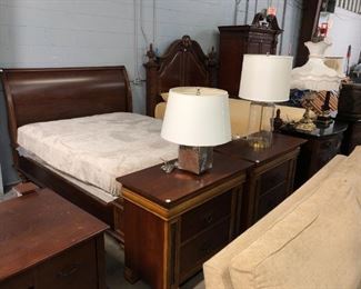 Queen bed with 2 nightstands.   Orlando Used Furniture for sale