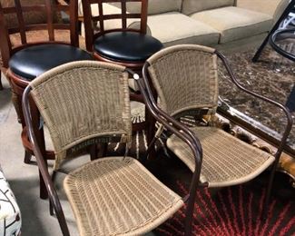 Outdoor chairs, two barstools. Orlando