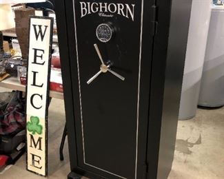Gun Safe. For Sale Orlando Auction