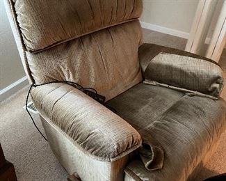 Recliner beige, massage controller