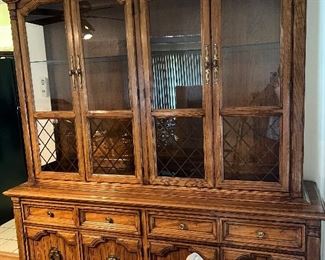 Thomasville curio cabinet, drawers and storage.  Willing to pre-sell