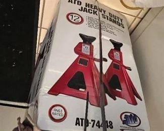 Heavy Duty jacks, brand new.