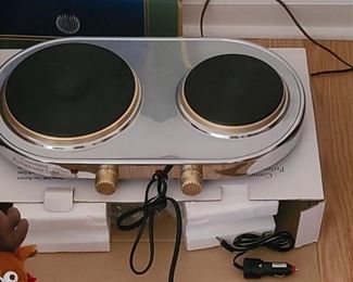 Cuisine Cookware Command Performance, BRAND NEW with box. 