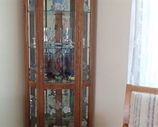 OAK CORNER CURIO LIGHTED GLASS SHELVES