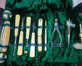 FRENCH IVORY MANICURE SET