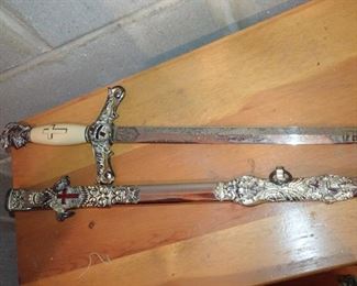 KNIGHTS TEMPLAR SWORD / CASE / LEATHER CARING CASE