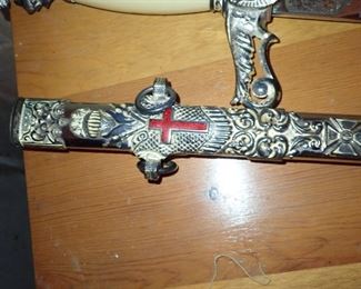 KNIGHTS TEMPLAR SWORD / CASE / LEATHER CARING CASE