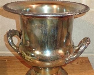 SILVER ICE BUCKET