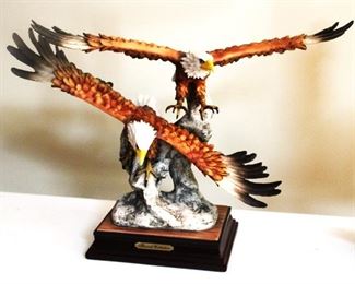 Stunningly detailed, Fineart bald eagle collectible. 