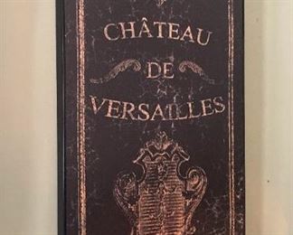 Thoughts of Paris are throughout the home.