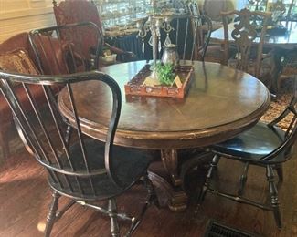 4 Windsor chairs (The Windsor Chair takes its name from the English town of Windsor, where it originated around 1710. )