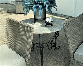 Additional table and chairs