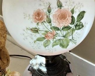 "Gone With the Wind" lamp