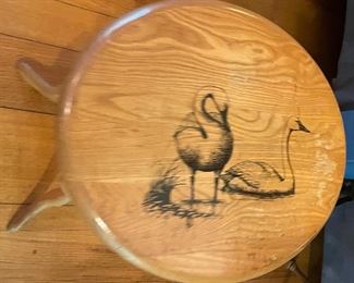 39______$80 
Oval pine side table Duck Unlimited 20x22x16