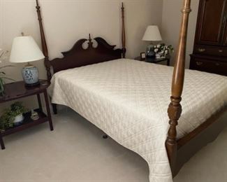 Queen size bed Mahogany four poster Chippendale style with mattress...$395