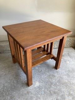 Wood End Table with Slats 20x20x20