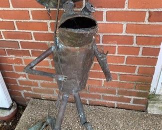 Mr. Frog has lost a foot - perhaps a alligator bite?