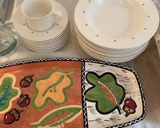 Salad bowls, cups & saucers - Mikasa