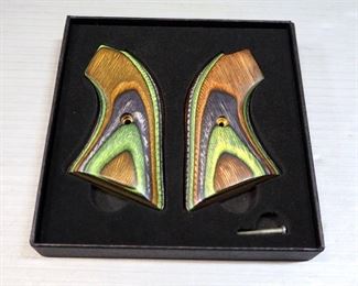 Dsmetzger Premium Gun Grips
