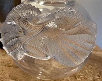 LALIQUE  SUPER RARE LARGE ERIMAKI CLEAR & FROSTED LIZARD VASE SIGNED