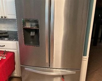 Nice French Door, Bottom Freezer Refrigerator.  2016 Model 