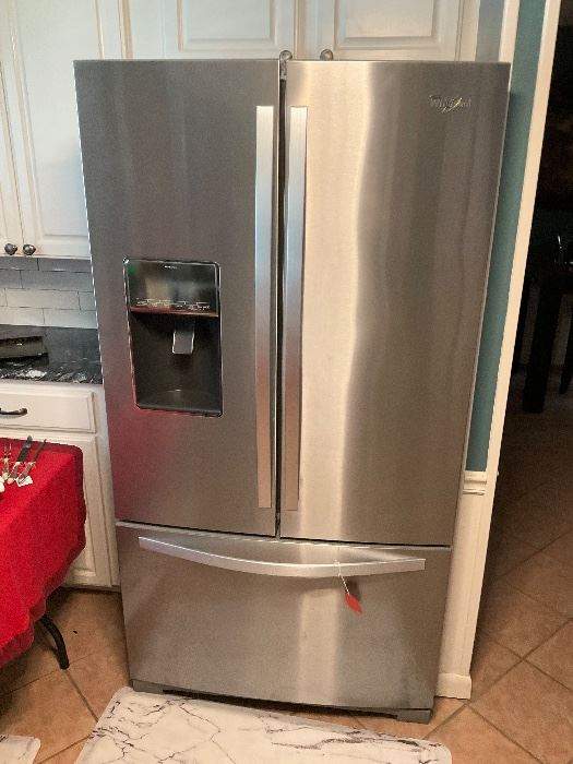 Nice French Door, Bottom Freezer Refrigerator.  2016 Model 