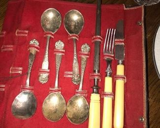 Items Located In The Dining Room
