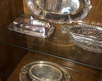 Items Located In The Dining Room