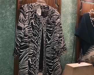 Items Located In The 1st Bedroom (Master)