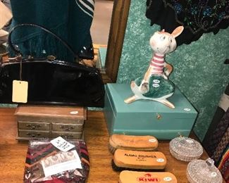 Items Located In The 1st Bedroom (Master)