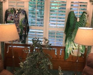 Items Located In The 1st Bedroom (Master)