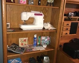 Items Located In The 2nd Bedroom (Upstairs)