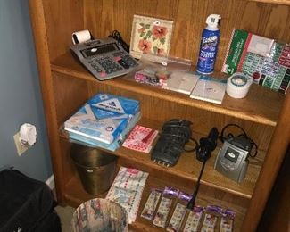 Items Located In The 2nd Bedroom (Upstairs)