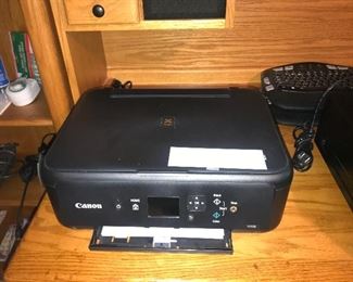 Items Located In The 2nd Bedroom (Upstairs)