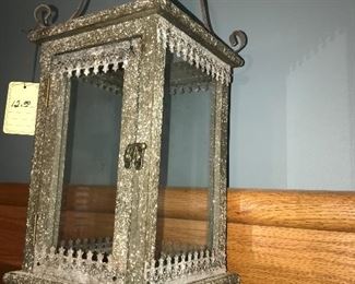 Items Located In The 2nd Bedroom (Upstairs)