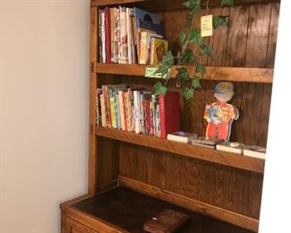 Items Located In The 3rd Bedroom (Upstairs)