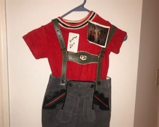 Items Located In The 3rd Bedroom (Upstairs)