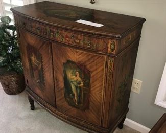 Preview Photo ~ Item Located In The Living Room 