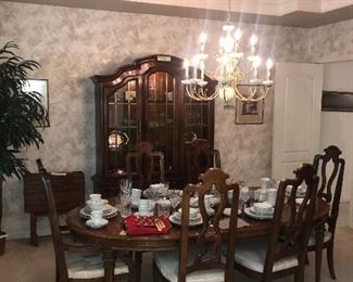 Preview Photo ~ Item Located In The Dining Room 