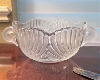 Double Swan Bowl Mikasa Walther