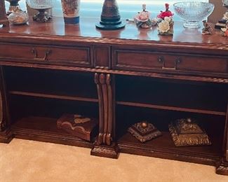 Wonderful Solid Wood Console/ Tv Cabinet Excellent Condition 