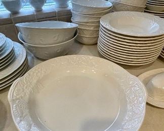 Large Serving Bowl Mikasa English Countryside 