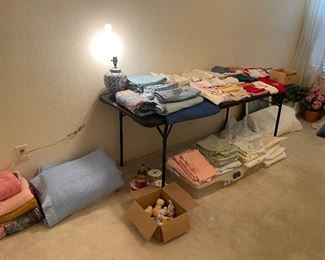 Linens, Bedding Blankets