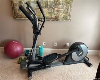 Reebok 1000 ZX Elliptical with Motorized Incline Ramp