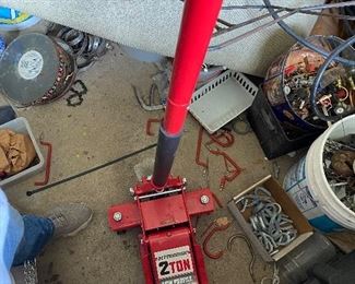 Two (2) Ton floor jack
