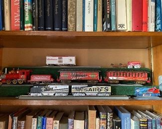 Budweiser/Anheiser Busch  5 piece train set.... NEW ORLEANS SAINTS train .. Engine and Tender 