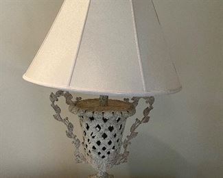 (2) table lamps