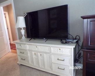 dresser, flat screen TV