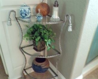 corner what not shelf