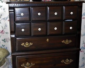 Solid wood dresser, would make a great project piece